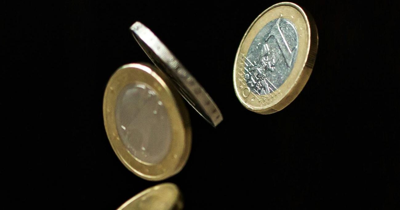 Dois FIIs Pagam Dividendos nesta segunda (29); Veja Lista Completa